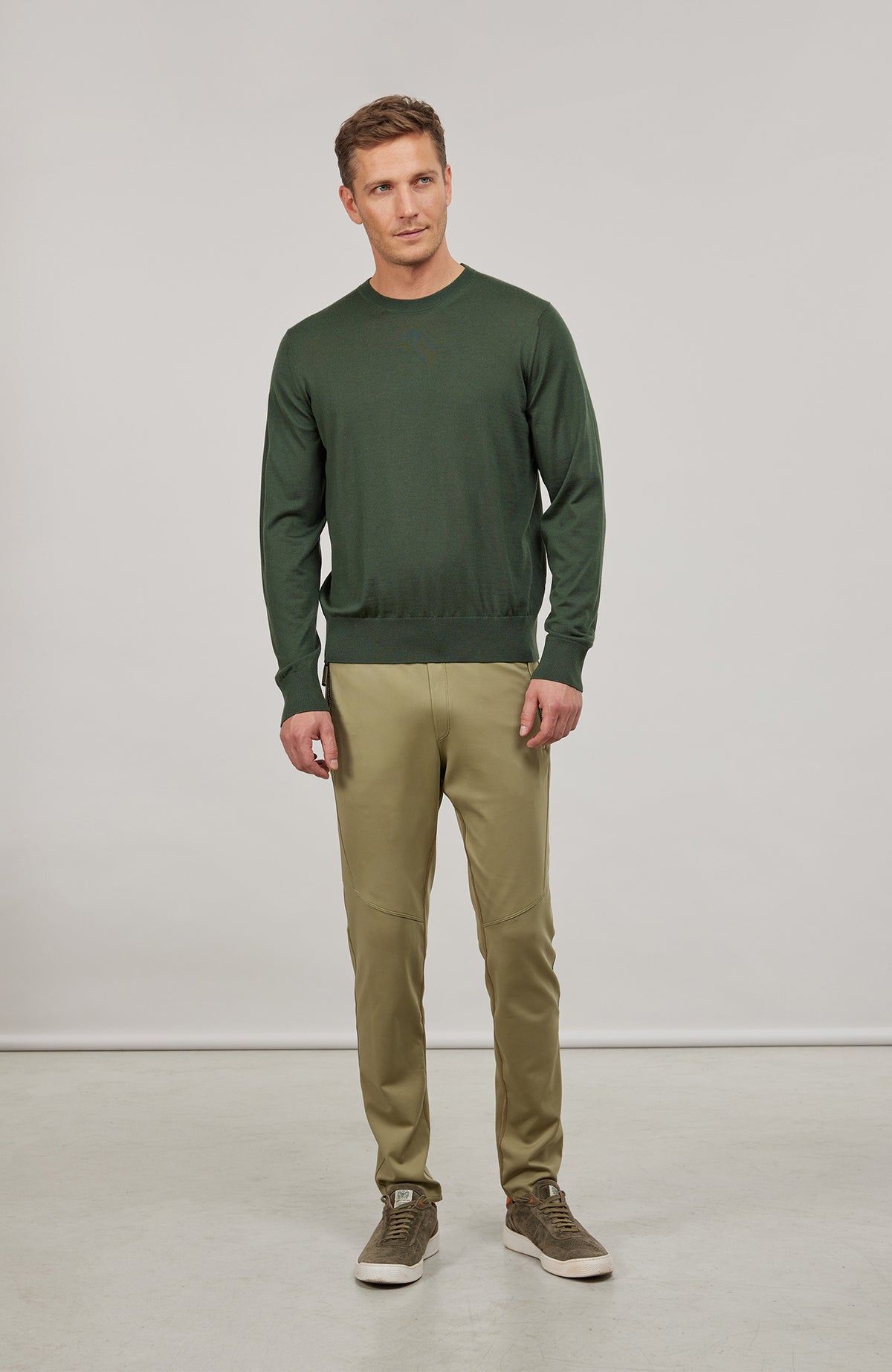 Jones Lightweight Merino Crewneck Sweater