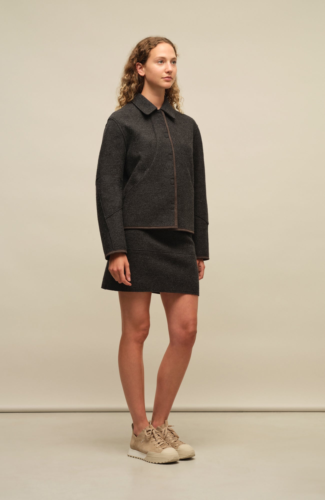 Boiled wool skirt Megan CW from Frauenschuh. Crafted from traditional Austrian material, offering timeless style and a perfect fit.