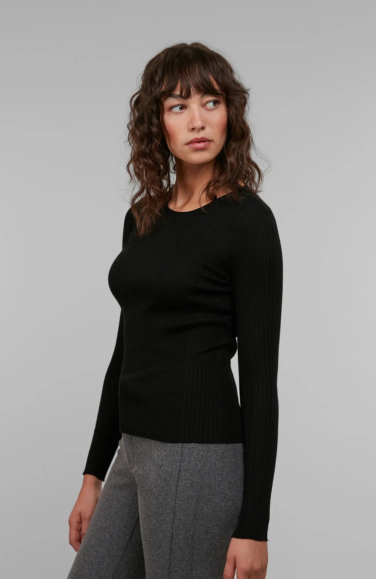 Avril Rubino Knit Crewneck Shirt