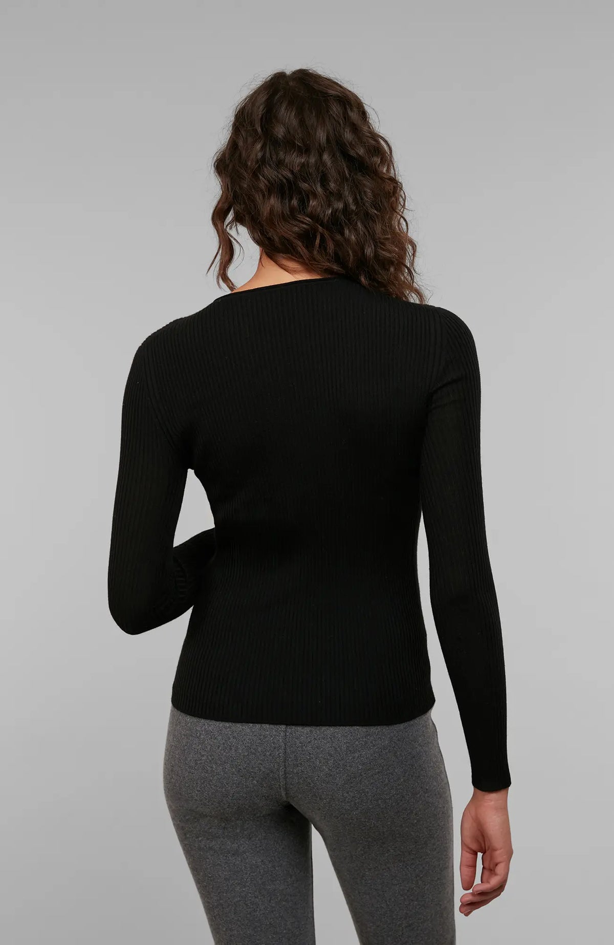 Avril Rubino Knit Crewneck Shirt