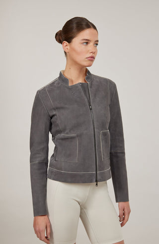 Damen Lederjacke Emma-EL Grau, Vorderansicht seitlich Model