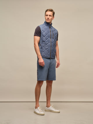 Men's Bermuda shorts Eric fro FRAUENSCHUH made from Italian felpa fabric, offering comfort, elasticity, and a stylish look for leisure and sports activities