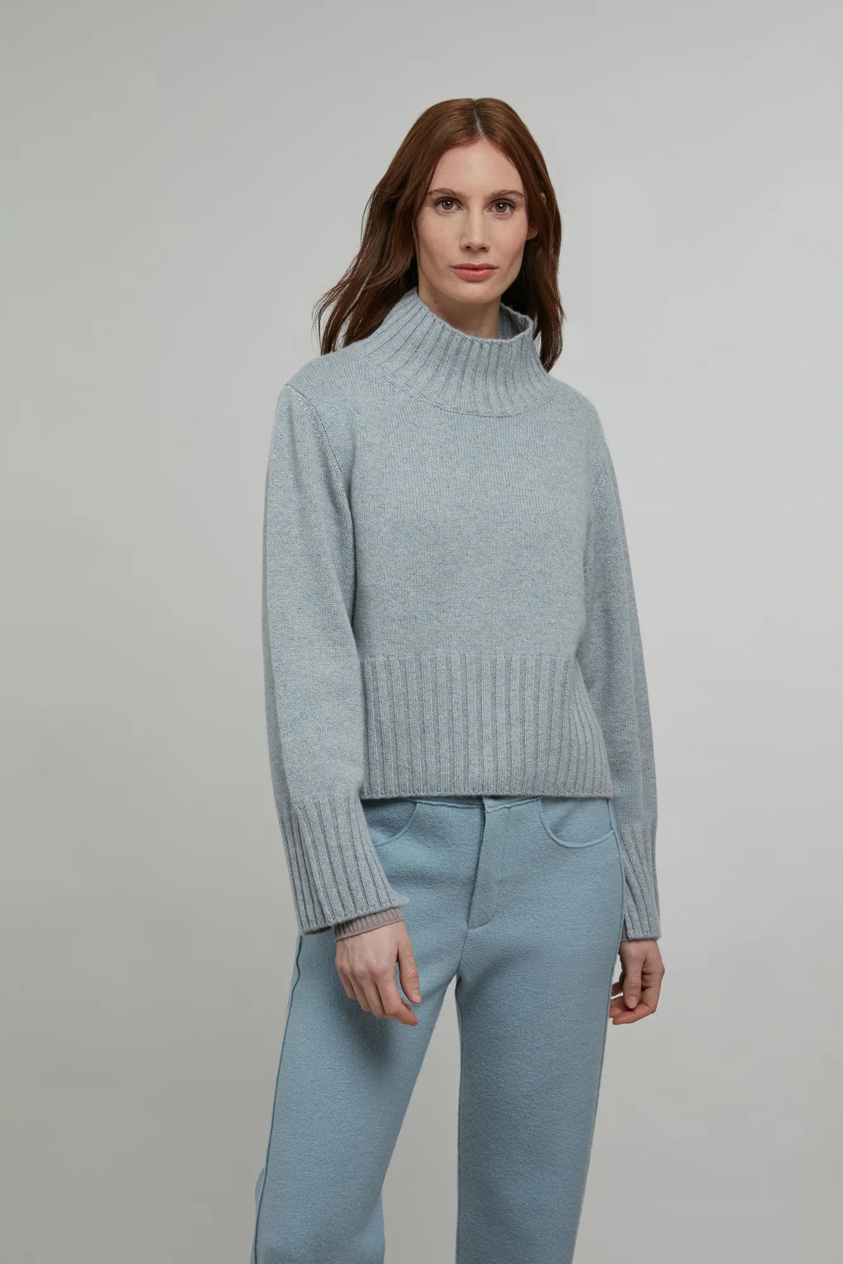 Alva Cashmere Turtleneck Sweater